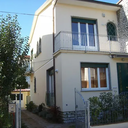 Nocleg ze śniadaniem Il Mirto Viareggio
